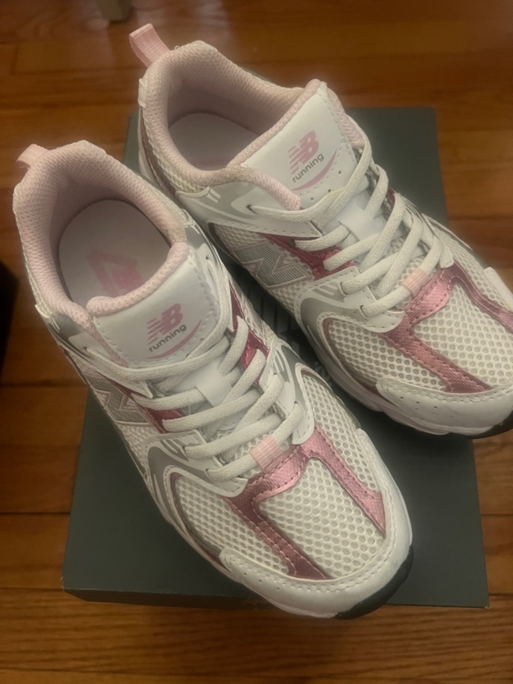New Balance White and Metallic Pink Girl Athletic Sneakers